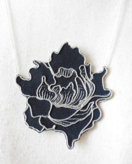 Pivoine2 Blue and silver Peony