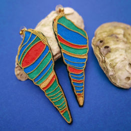 boucle shells pair