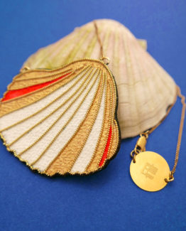 necklace coque