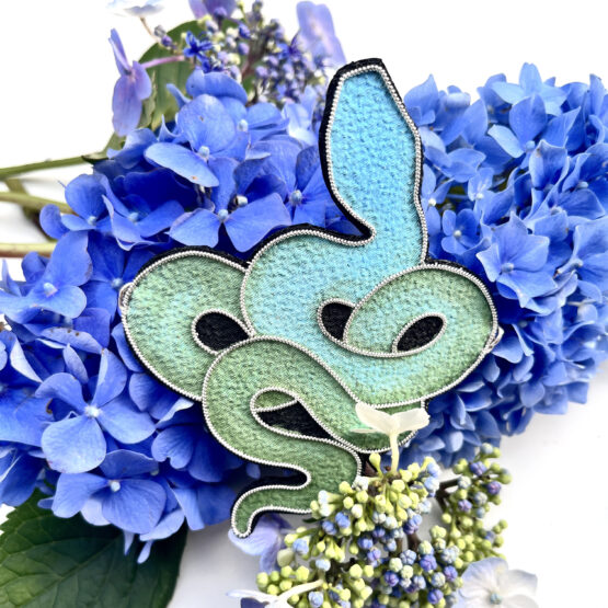 Bracelet Serpent Bleu et argent – Image 3